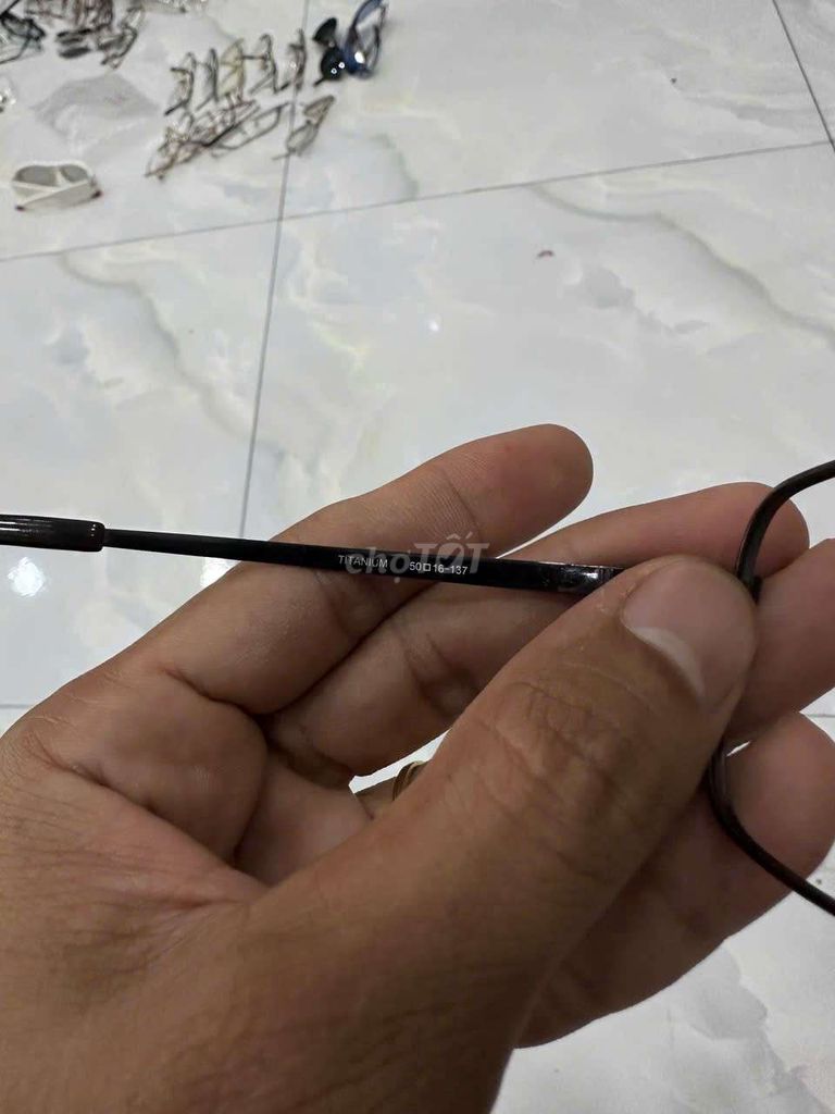 Gọng kính GRADO GR-7035 Đen. Mua bán Phụ kiện thời trang khác tại Quận Thốt Nốt Cần Thơ được đăng bởi Triết Nguyễn hình 1