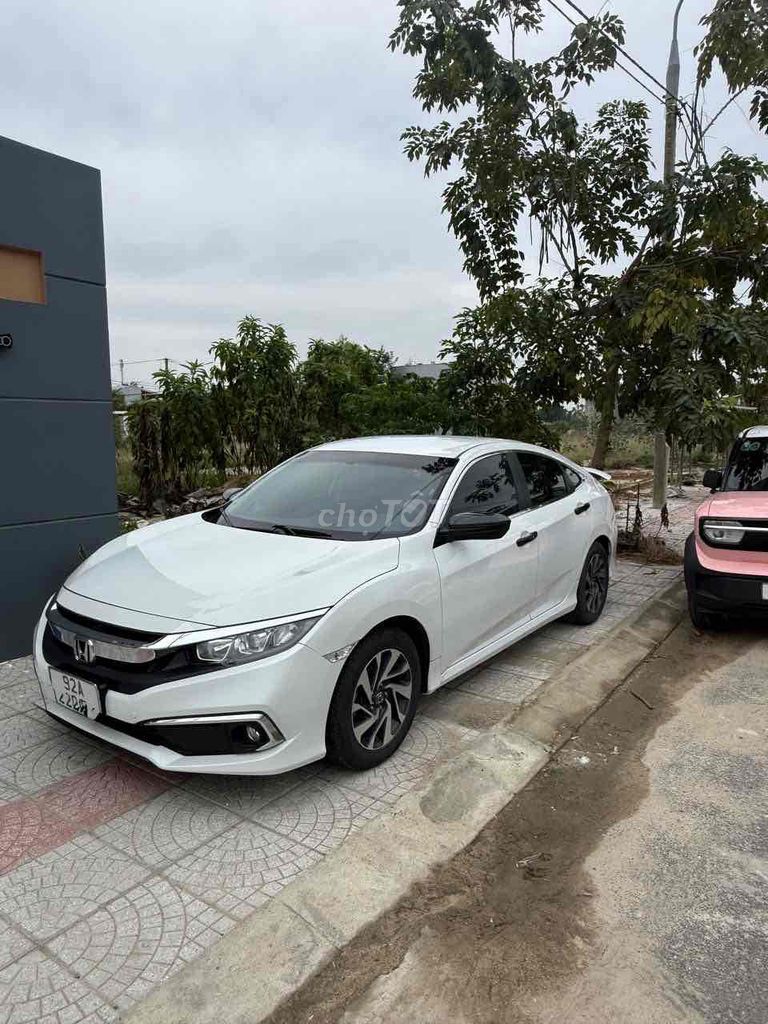 Cần bán Honda Civic E 2019 – Full lịch sử hãng. Mua bán Ô tô tại Quận Liên Chiểu Đà Nẵng được đăng bởi Mai Nhật Hoàn hình 1
