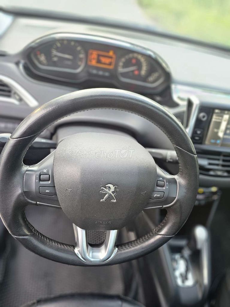 Peugeot 208 tư nhân 1 chủ. Mua bán Ô tô tại Huyện Thanh Oai Hà Nội được đăng bởi chợ ô tô thanh oai hình 5
