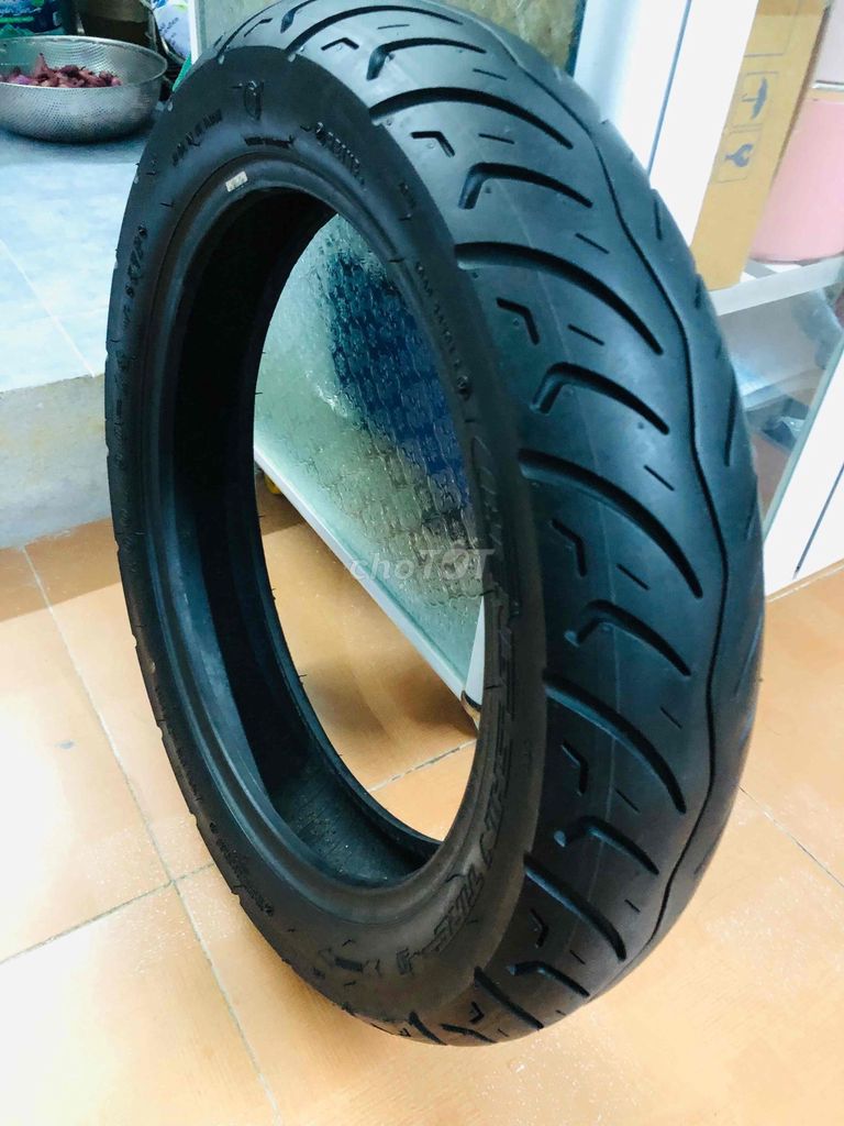 Lốp xe máy Michelin SH Mode 100/90-14 Đen. Mua bán Phụ tùng xe tại Quận Gò Vấp Tp Hồ Chí Minh được đăng bởi le ngoc duc hình 1