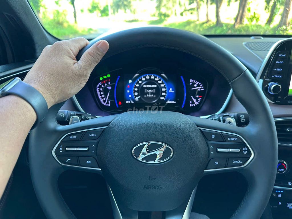 CHÍNH CHỦ BÁN: Hyundai Santafe 2.4L Premium HTRAC. Mua bán Ô tô tại Quận 6 Tp Hồ Chí Minh được đăng bởi Vương Minh Phụng hình 3