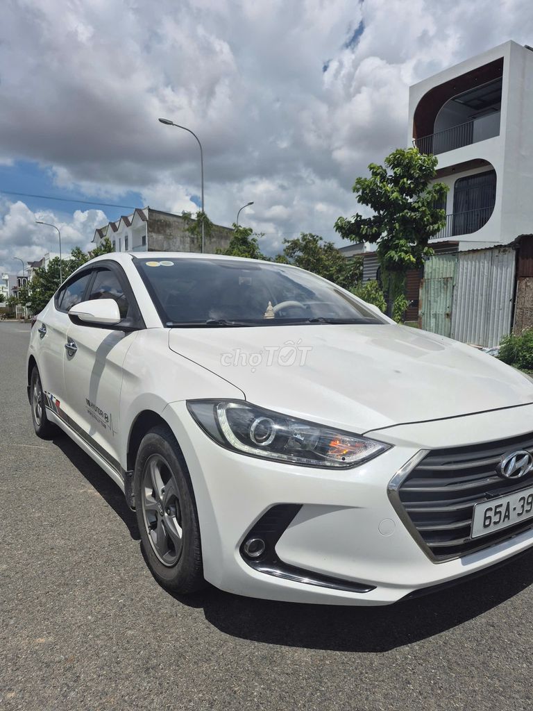 Hyundai Elentra số sàn 2019 - phân khúc C. Mua bán Ô tô tại Quận Cái Răng Cần Thơ được đăng bởi Tình là gì hình 11