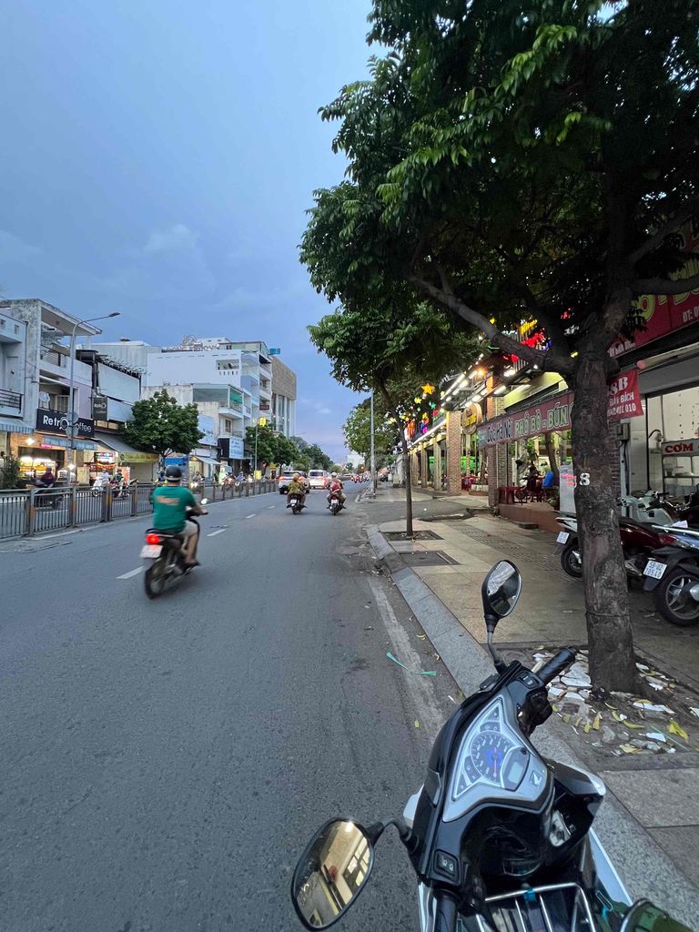 Cho Thuê gấp Mặt Tiền Luỹ Bán Bích 4,2x22m giá 12tr. Cho thuê văn phòng, mặt bằng kinh doanh tại Quận Tân Phú Tp Hồ Chí Minh được đăng bởi Nga hình 2