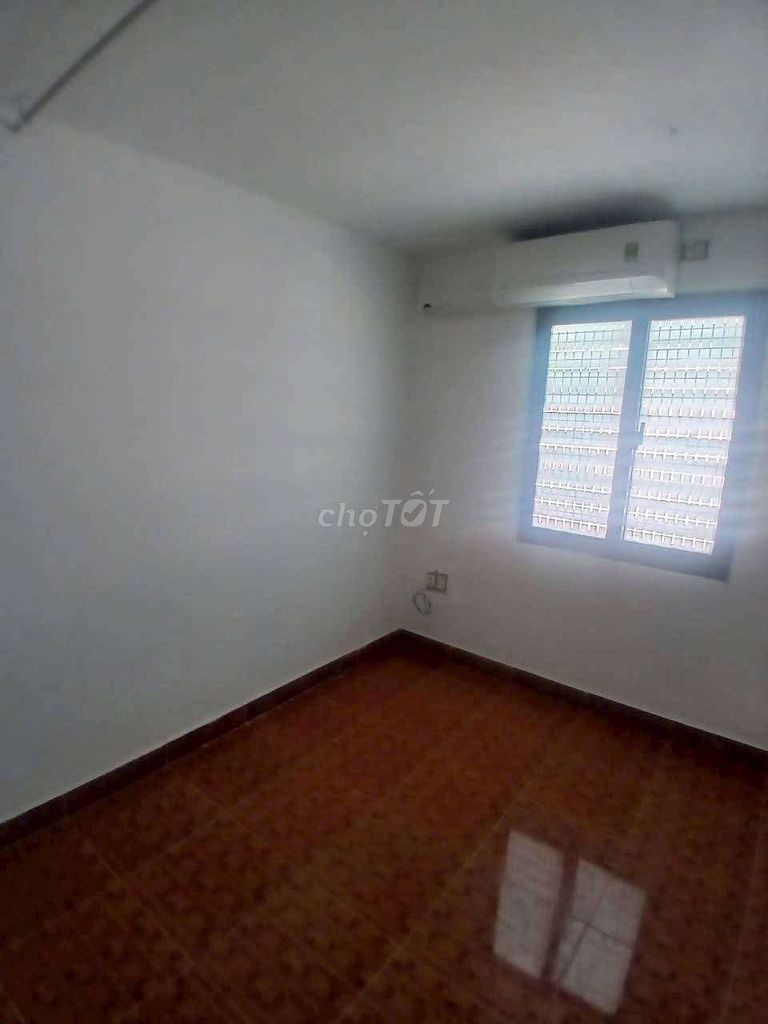 cho thue nhà gác lững .kv nại hiên