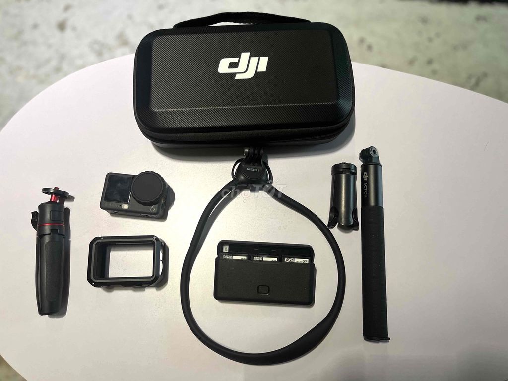 Máy quay hành động DJI Osmo Action 6 Đen 99,9%. Mua bán Máy ảnh, Máy quay tại Quận Thanh Khê Đà Nẵng được đăng bởi Xuân Quý hình 1