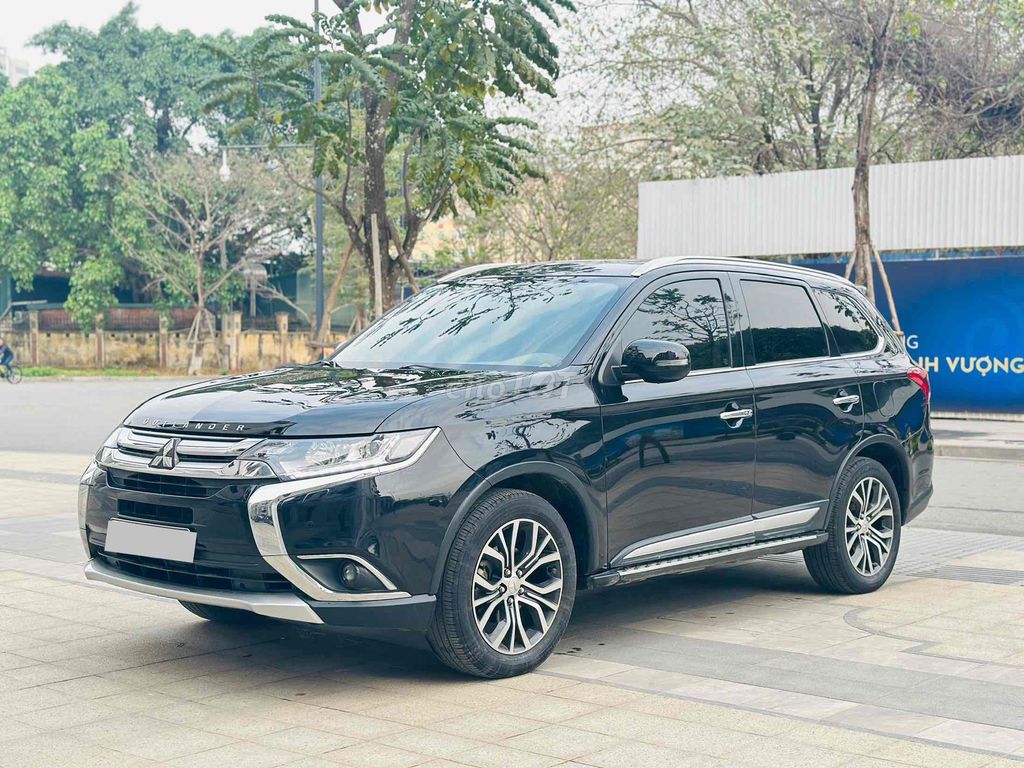 Mitsubishi Outlander 2018 2.0 Premium - Siêu mới 🚗