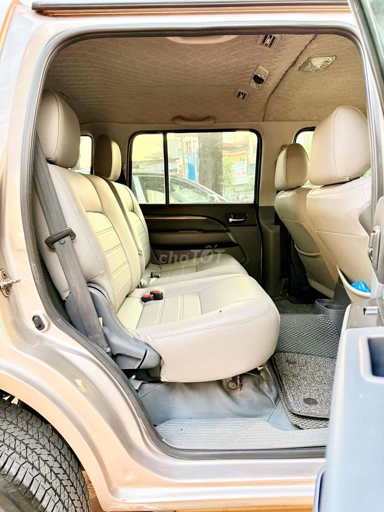 Ford Everest 2014 Limited 4x2 - 120000 km. Mua bán Ô tô tại Quận Hoàng Mai Hà Nội được đăng bởi Phạm quang đồng hình 9