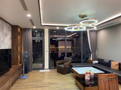 Gấp! Căn chung cư 45m2, Vinhomes D'Capital  119 Trần Duy Hưng 2pnkk
