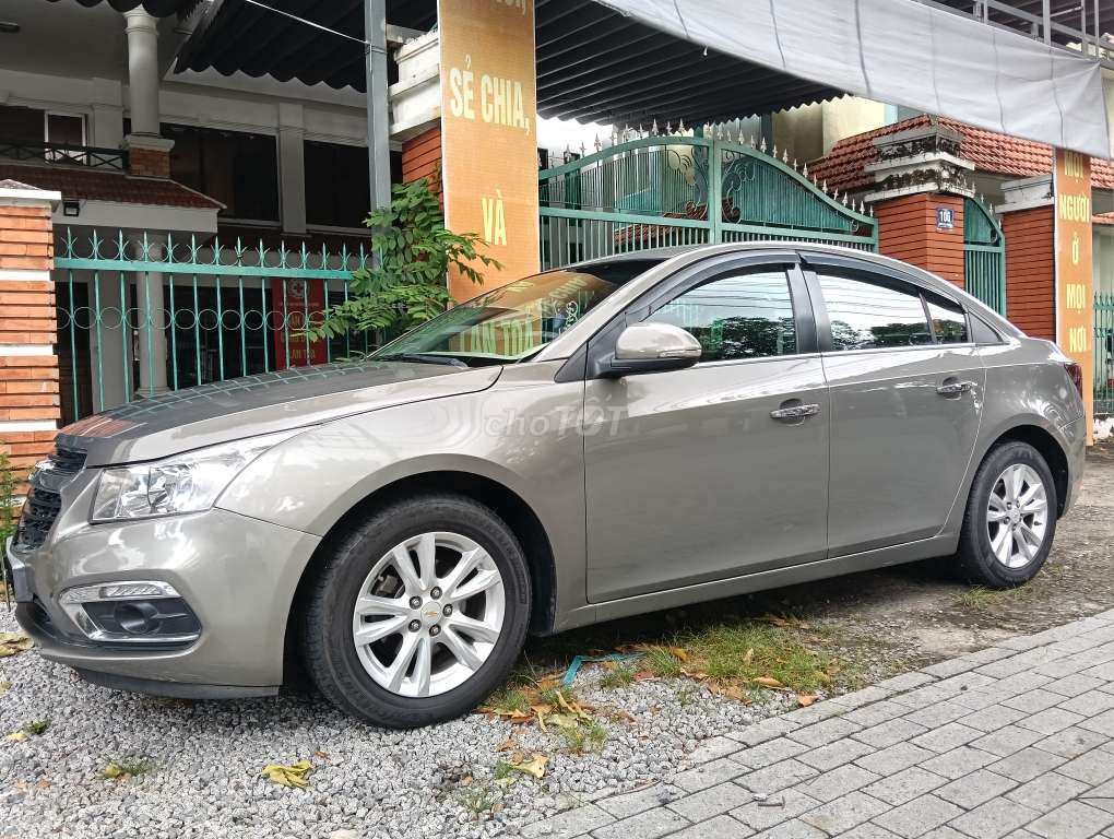 Chevrolet Cruze LT 1.6 sx 2018 số sàn. Mua bán Ô tô tại Thành phố Thủ Dầu Một Bình Dương được đăng bởi Phan Hoàng Ân hình 3