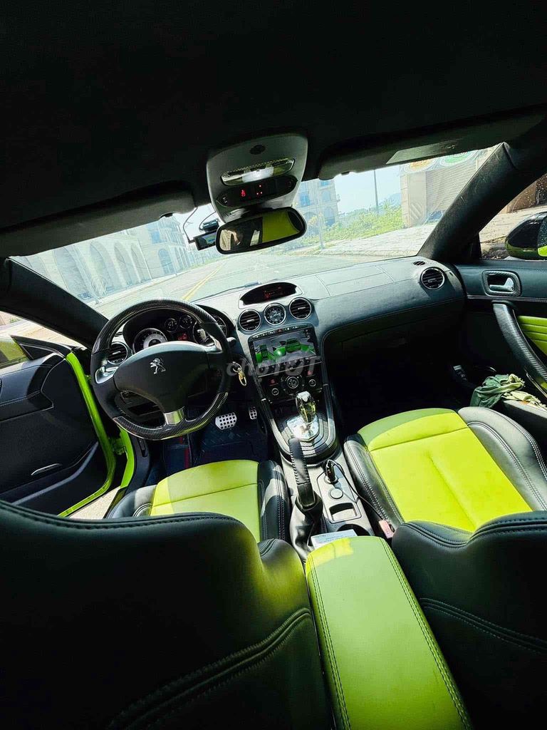 Peugeot RCZ 2013 Французский банановый зеленый
