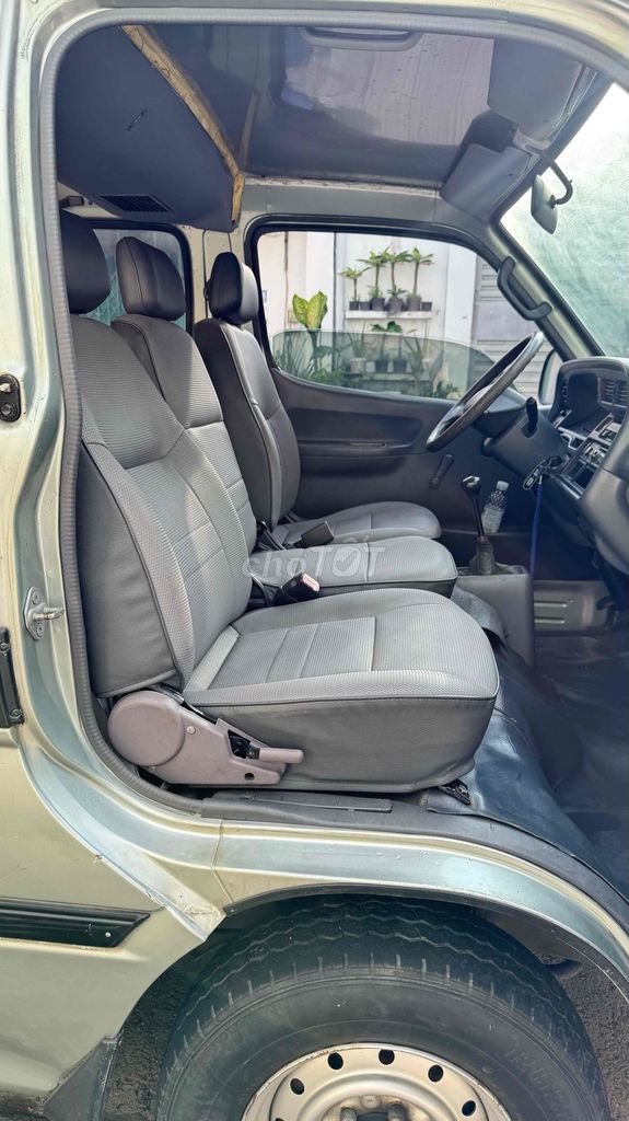 Toyota Hiace 2004 16 chỗ hết đời bán tận dụng. Mua bán Ô tô tại Quận Bình Thạnh Tp Hồ Chí Minh được đăng bởi Trọng hình 11