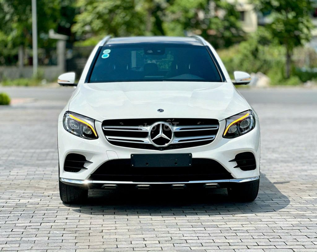 Mercedes Benz GLC 2017 300 4MATIC - 66000 km