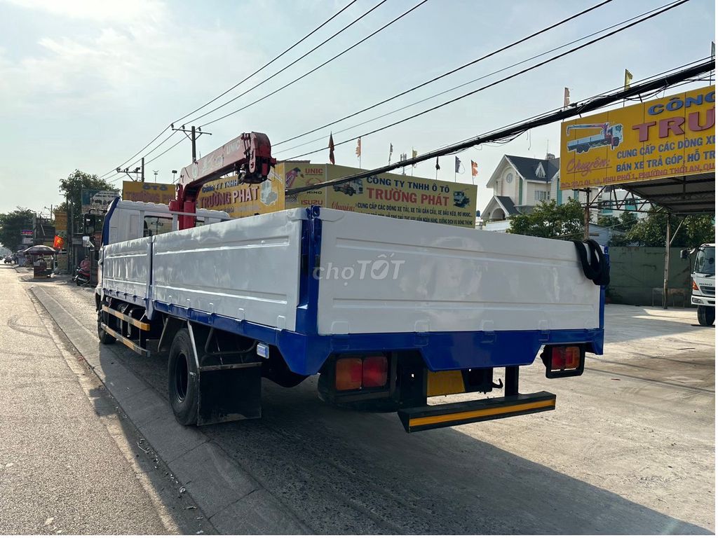 Xe Cẩu 5 tấn Thùng 6,1m HINO cẩu Unic 3 tấn 4 khúc. Mua bán Xe tải, xe ben tại Thành phố Vĩnh Long Vĩnh Long được đăng bởi Mr. An hình 2