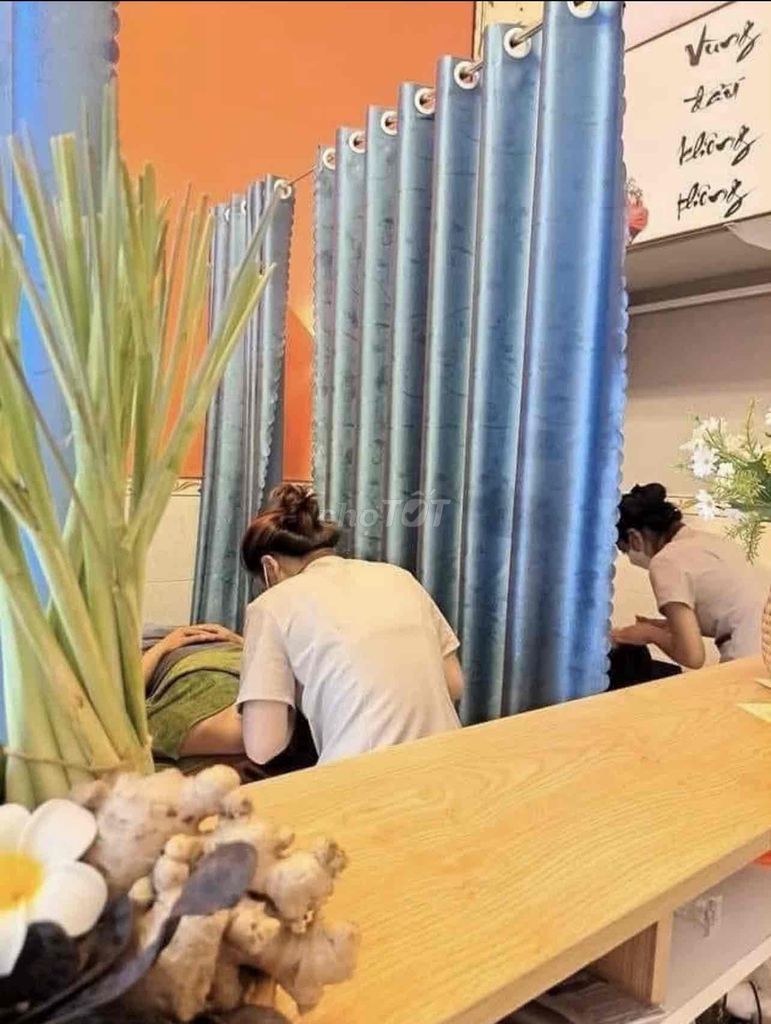 TUYỂN NV CHUYÊN GỘI-BODY-TRỊ LIỆU. THU NHẬP > 10TR. Việc làm tại Quận Bình Tân Tp Hồ Chí Minh được đăng bởi Gội đầu Bồ Kết - Nhà Ý hình 2