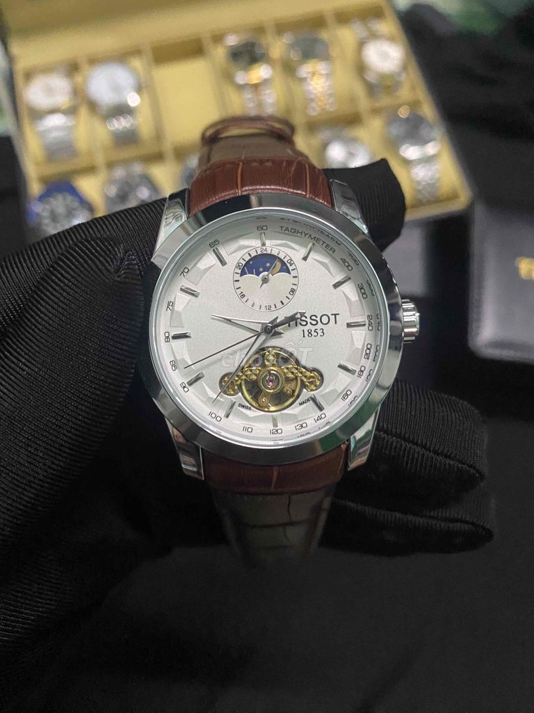 Tissot cơ máy thuỵ lộ tim siêu vip. Mua bán Đồng hồ tại Quận Bình Thạnh Tp Hồ Chí Minh được đăng bởi Lê Dĩnh Thạch hình 3