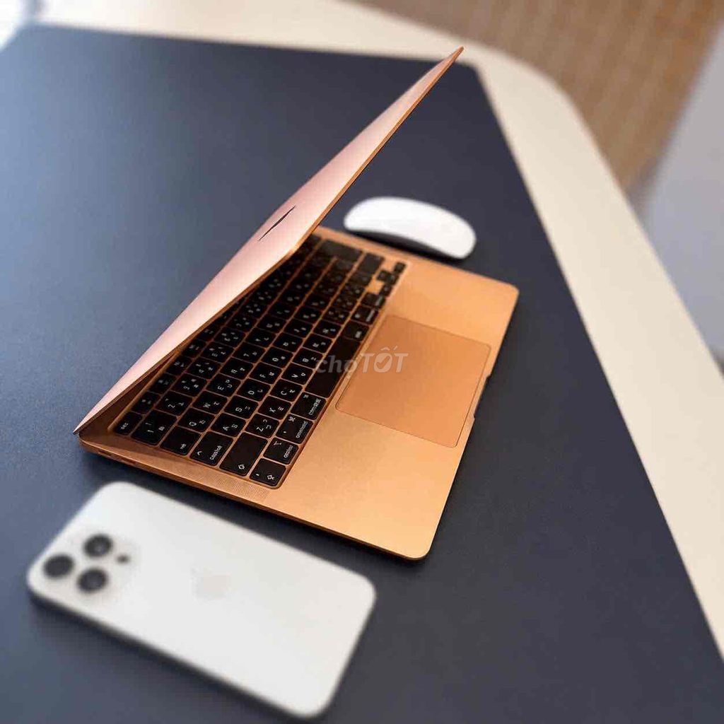 MacBook Air 2020 i5 8GB/256GB 99%. Mua bán Laptop tại Quận Ninh Kiều Cần Thơ được đăng bởi Minh Phát hình 1