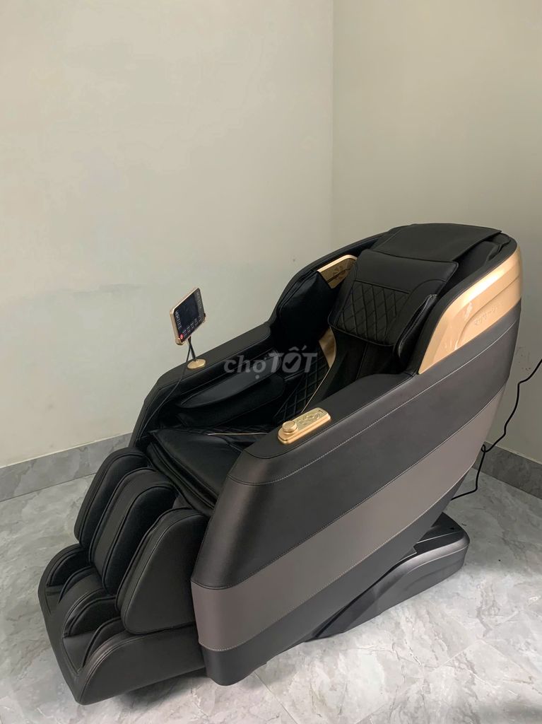 Ghế massage 222plus Đen, Vàng đồng. Mua bán Bàn ghế tại Thành phố Phan Thiết Bình Thuận được đăng bởi Nguyễn Thị Tường Vy  hình 1