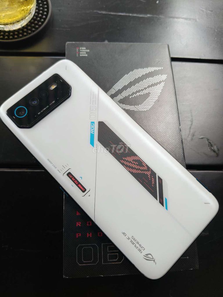 ROG Phone 6 12/256GB Trắng Fullbox. Mua bán Điện thoại tại Quận 12 Tp Hồ Chí Minh được đăng bởi Trấn Long hình 1