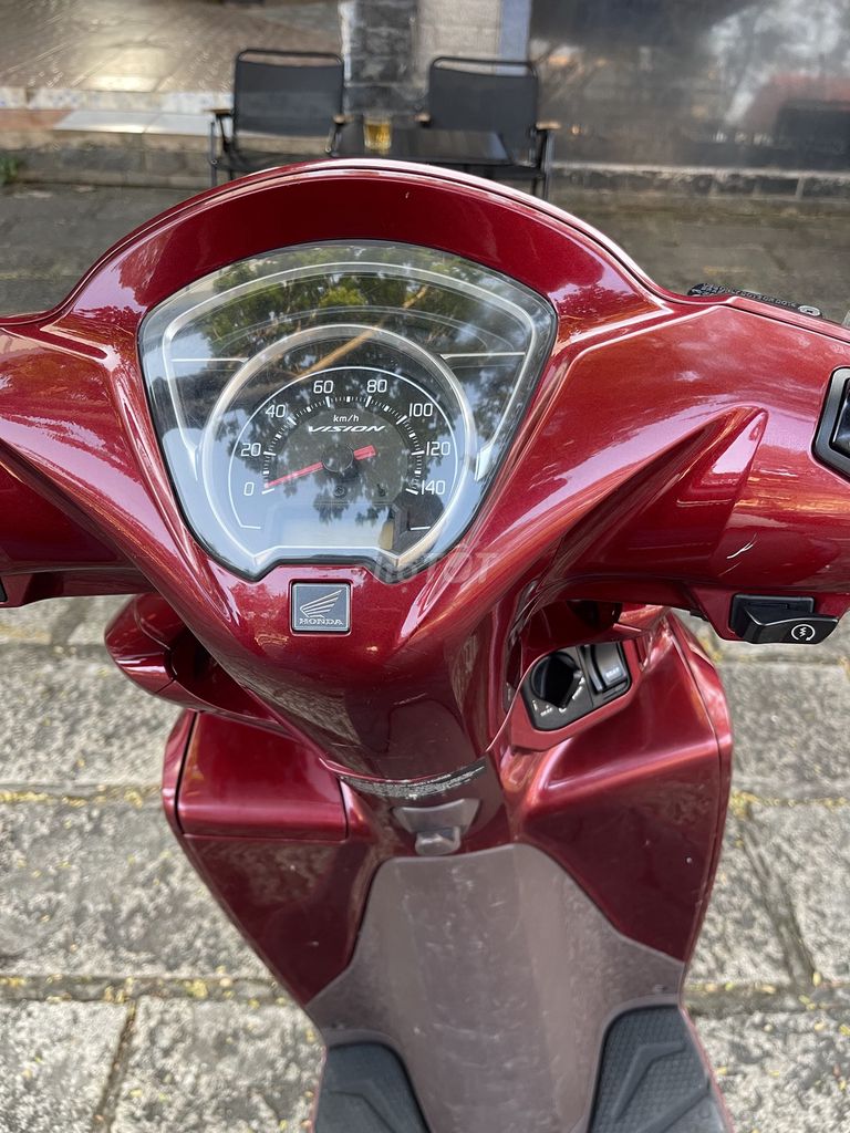 Honda Vision 2022 màu Đỏ khoá smartkey. Mua bán Xe máy tại Thành phố Bà Rịa Bà Rịa - Vũng Tàu được đăng bởi Co xi bo hình 1