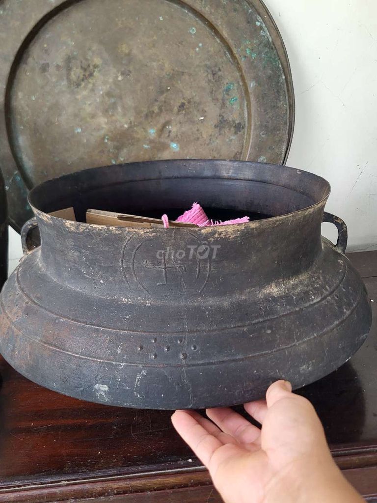 Nồi đồng cổ điển 6kg đã dùng. Mua bán Đồ sưu tầm, đồ cổ tại Huyện Phong Điền Thừa Thiên Huế được đăng bởi thắng hình 1