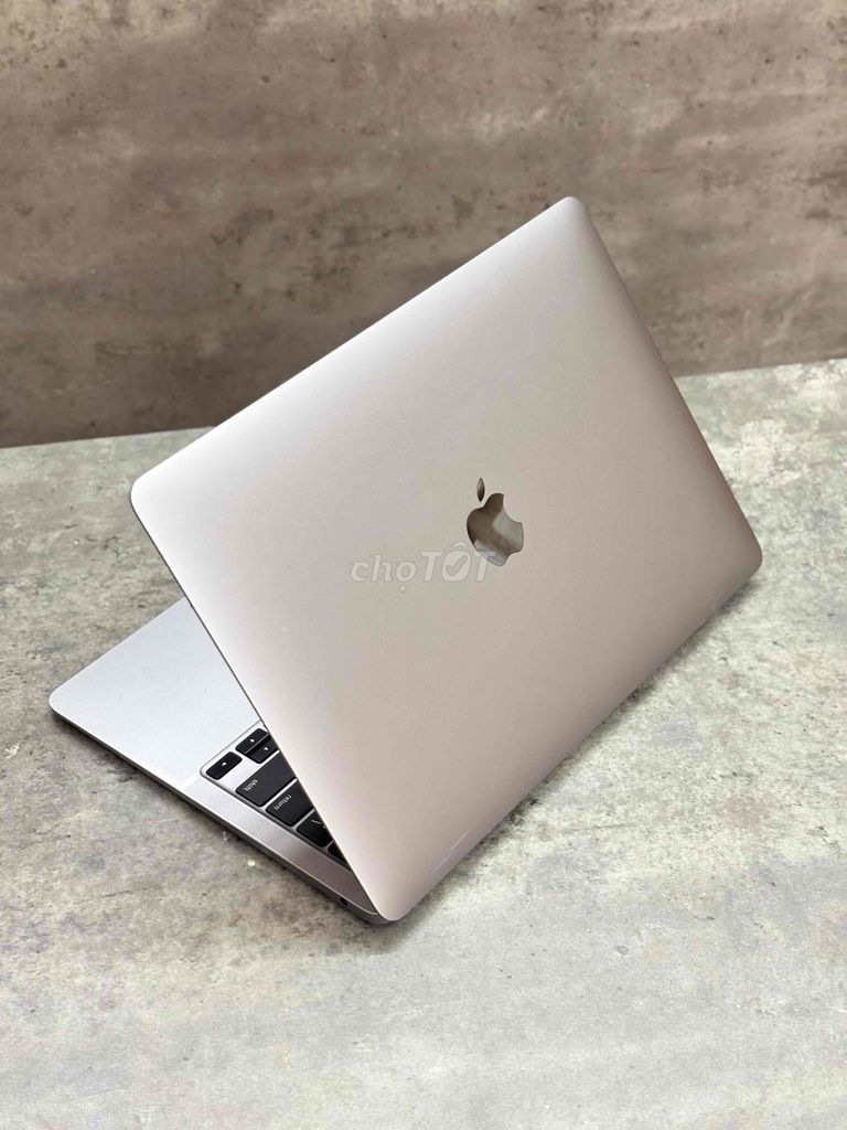 MACBOOK AIR M1 GRAY 8/256 99% ZIN ALL. Mua bán Laptop tại Quận Thanh Khê Đà Nẵng được đăng bởi Thuỳ trang hình 1