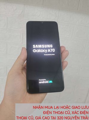 Samsung a70 có nứt nhẹ chỉ 850k ở T Plus Mobile. Mua bán Điện thoại tại Thành phố Huế Thừa Thiên Huế được đăng bởi T PLUS MOBILE MUA BÁN ĐIỆN THOẠI