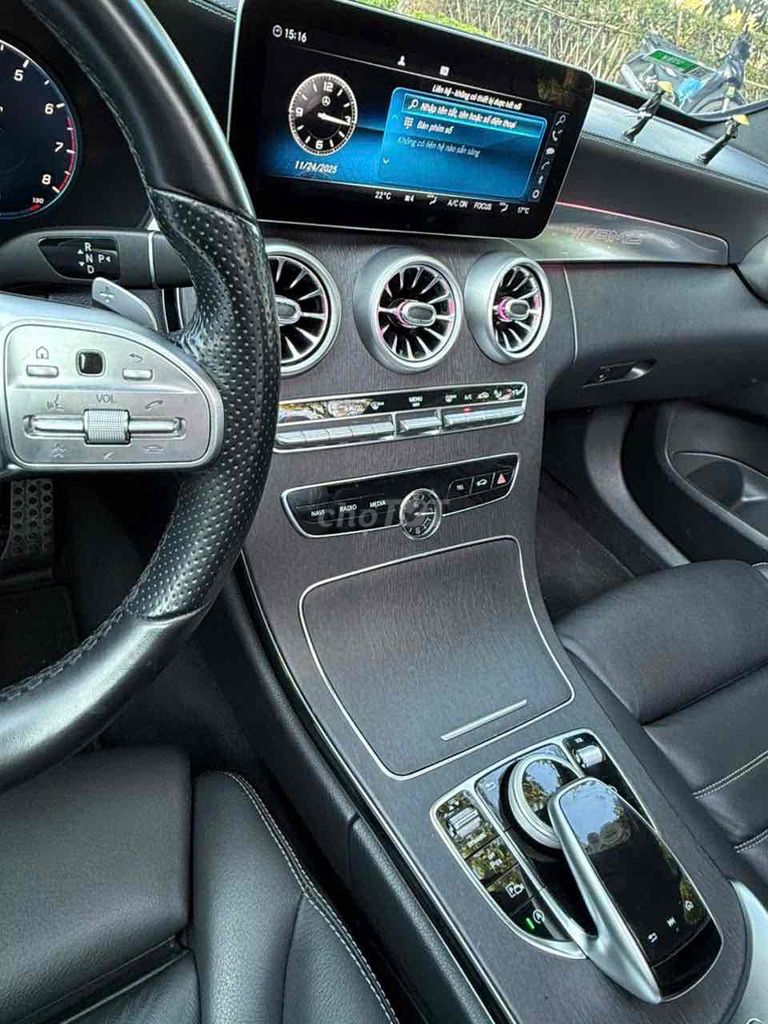 Mercedes Benz C Class 2020 C300 AMG - 56000 km-Vip. Mua bán Ô tô tại Quận Cầu Giấy Hà Nội được đăng bởi TRUNG HIẾU AUTO hình 14