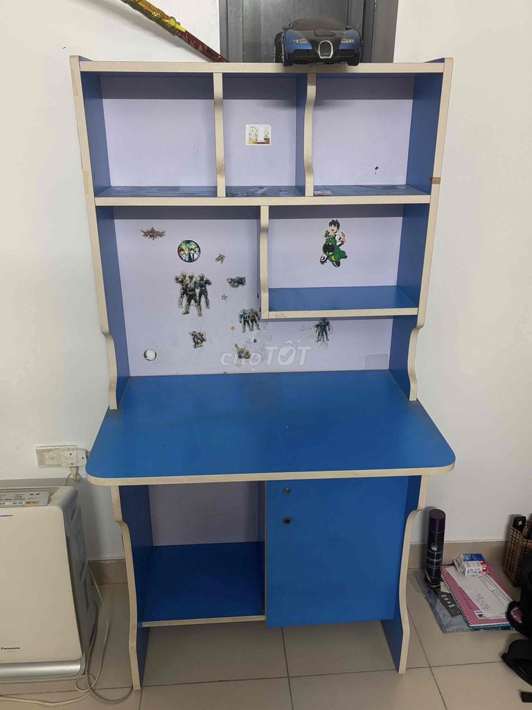 Bàn học. Mua bán Bàn ghế tại Quận Lê Chân Hải Phòng được đăng bởi Anh Tuấn hình 1