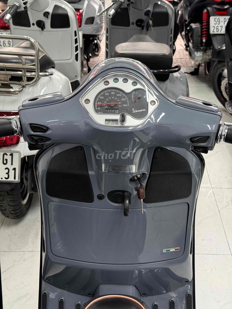 Vespa GTS 125 2015 chính chủ 1 đời chủ xe đẹp keng. Mua bán Xe máy tại Quận Phú Nhuận Tp Hồ Chí Minh được đăng bởi VESPA Piaggio Quốc Vương  hình 4