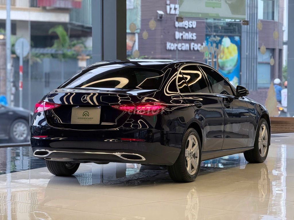 Mercedes C Class 2022 C200 Avantgarde siêu lướt. Mua bán Ô tô tại Quận Tân Bình Tp Hồ Chí Minh được đăng bởi Nguyễn Tấn Nguyên Phong hình 2