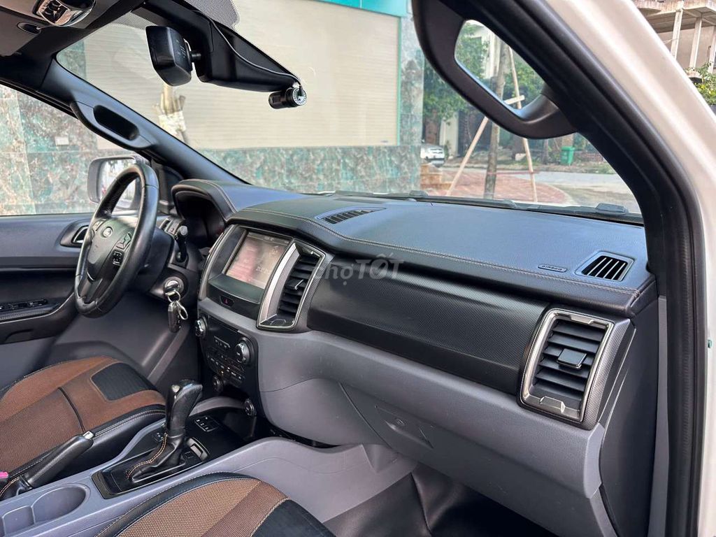 Ford Ranger Wildtrak 3.2L 4x4AT sx 2015 model 2016. Mua bán Ô tô tại Quận Hà Đông Hà Nội được đăng bởi Hà Đông Car hình 5