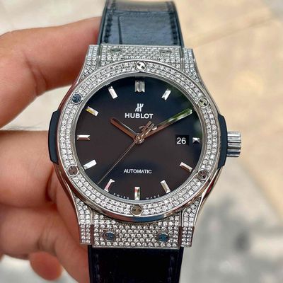 Hublot Classic Fusion Black sz 42mm 542.NX.1171.LR. Mua bán Đồng hồ tại Quận Hoàng Mai Hà Nội được đăng bởi Anh Tuấn