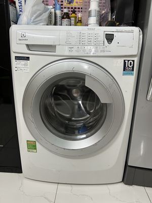 Cần pass lại máy giặt Electrolux 8kg EWF12843