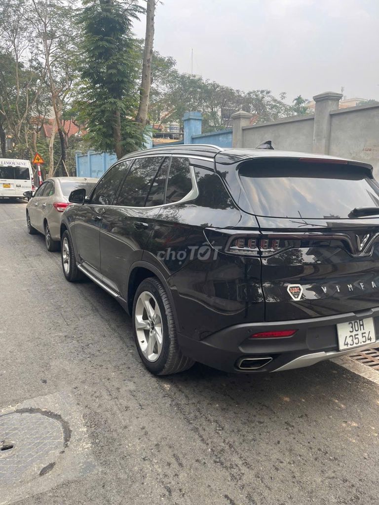 VinFast Lux SA2.0 2021 Plus 2.0 AT - 45000 km. Mua bán Ô tô tại Quận Hoàng Mai Hà Nội được đăng bởi Vũ Quang Hùng hình 3