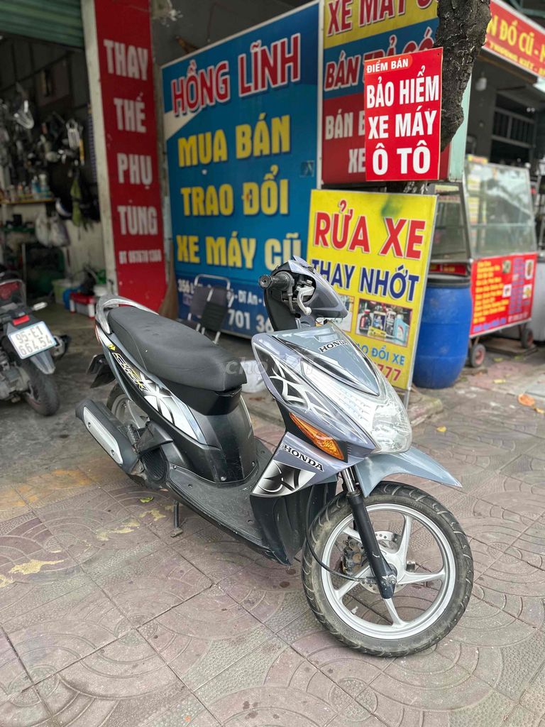 bán xe honda click máy êm chạy mạnh. bs tp. Mua bán Xe máy tại Thành phố Dĩ An Bình Dương được đăng bởi thai ha hình 2