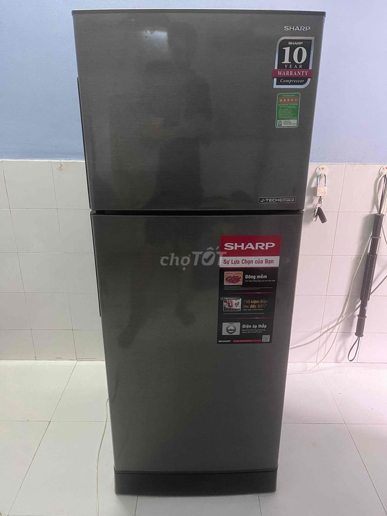 Tủ lạnh Sharp 196 lít