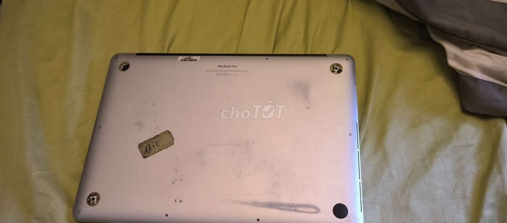 Apple MacBook Pro Bạc Like New. Mua bán Laptop tại Quận 12 Tp Hồ Chí Minh được đăng bởi Long hình 1