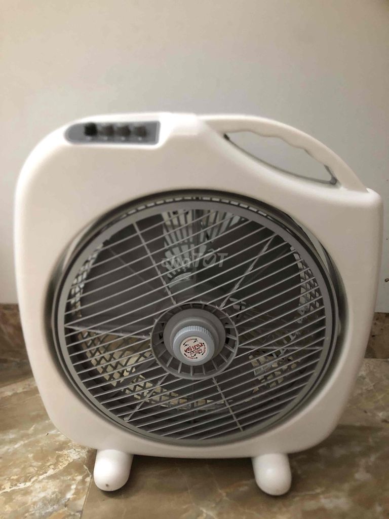 Quạt điện Fuji Fan Trắng chạy tốt, khoẻ. Mua bán Quạt tại Quận Hà Đông Hà Nội được đăng bởi LAN ANH hình 1