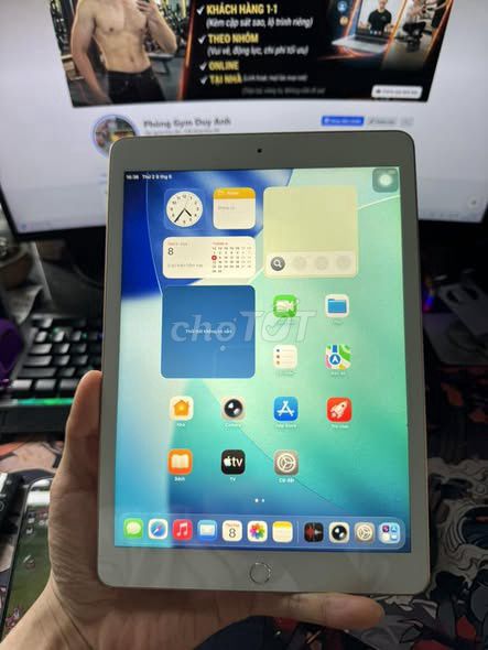 Apple iPad Gen 8 Wifi 64GB Vàng Đồng. Mua bán Máy tính bảng tại Quận 1 Tp Hồ Chí Minh được đăng bởi Hội Đồ Điện Tử hình 1
