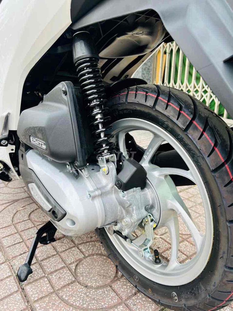 Honda Vision 2025 Trắng. Mua bán Xe máy tại Quận 8 Tp Hồ Chí Minh được đăng bởi XE MÁY NGUYỄN MINH SƠN hình 6