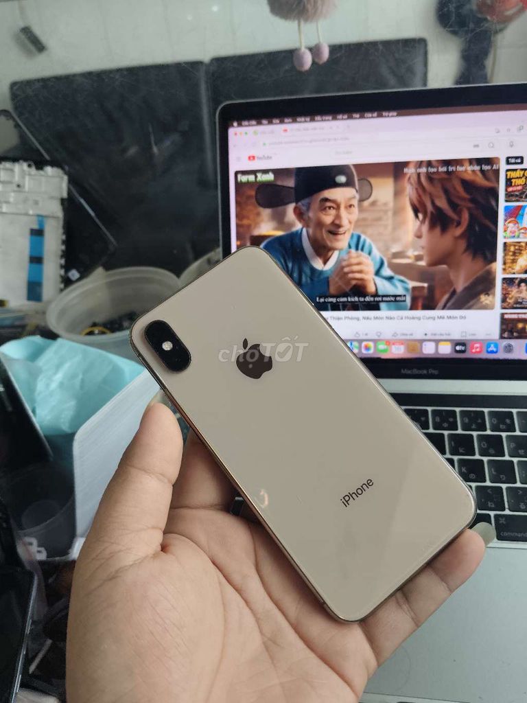 Apple iPhone XS 64GB Vàng 100%. Mua bán Điện thoại tại Thành phố Biên Hòa Đồng Nai được đăng bởi Di động Tuấn Hồng Nam hình 1