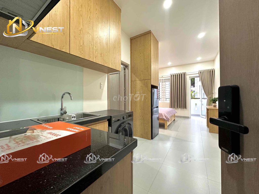 Chỉ 10tr có ngay Căn Hộ Ban Công đi bộ qua chợ Bến Thành - Takashimaya