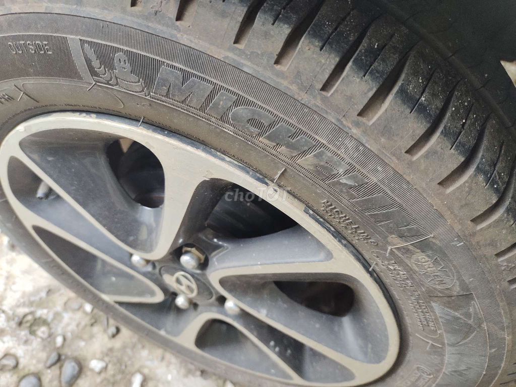 2017 - 82000 km xe gia đình. Mua bán Ô tô tại Thành phố Buôn Ma Thuột Đắk Lắk được đăng bởi Trần văn hùng  hình 11