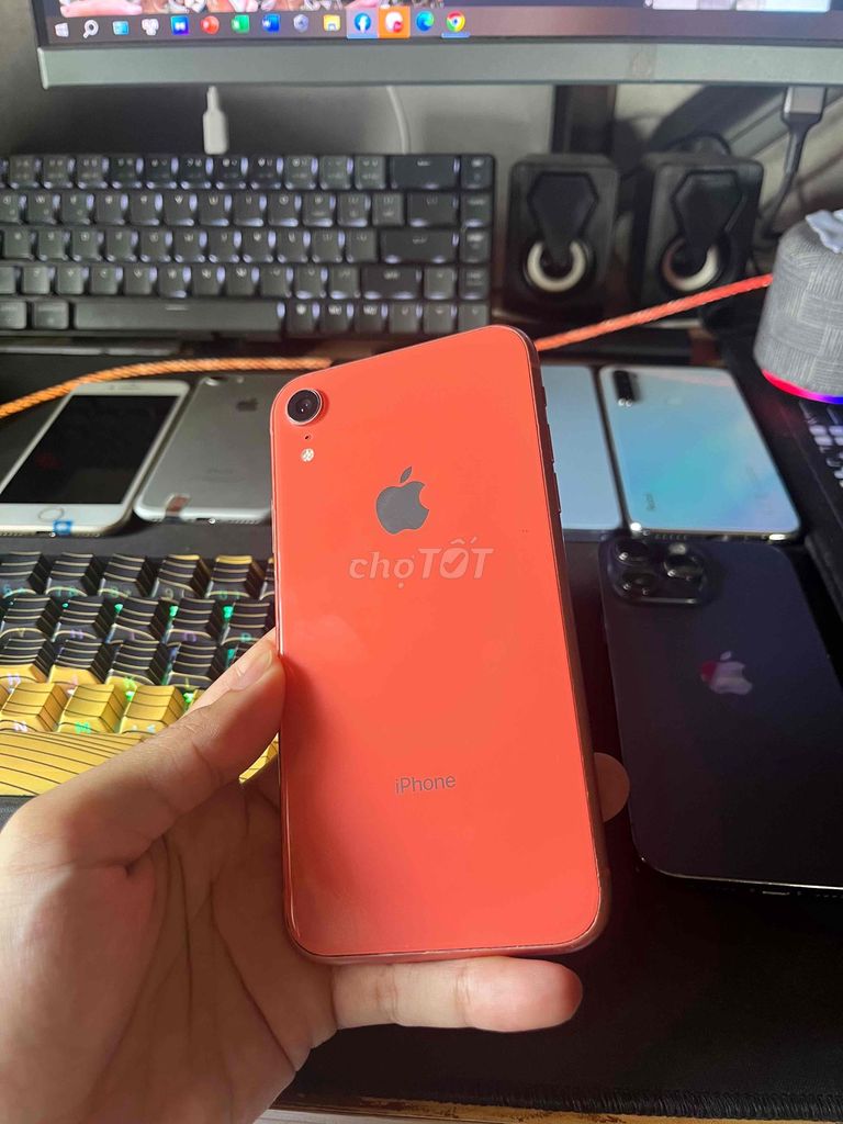 Apple iPhone XR 64GB Cam ,icloud sạch ,pin 100%. Mua bán Điện thoại tại Quận 12 Tp Hồ Chí Minh được đăng bởi Goat Tech hình 1