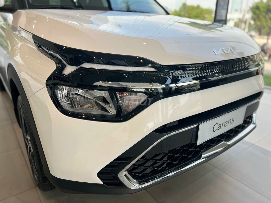 Kia Carens 2026 photo 2