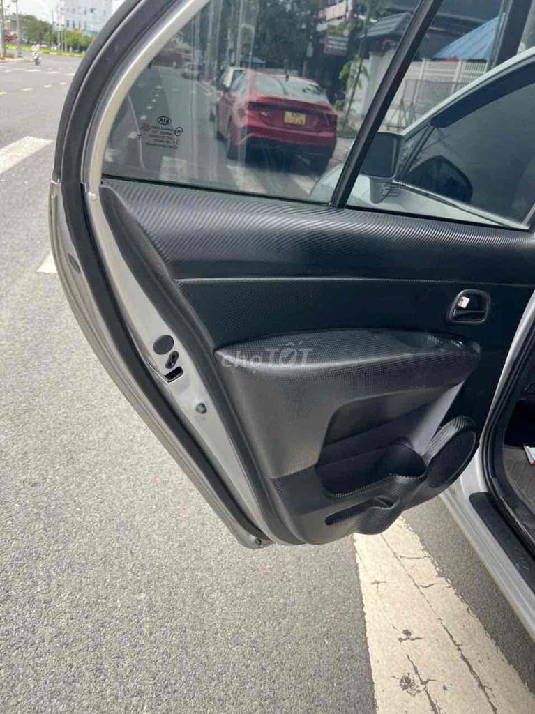 Kia Carens 2011 SX 2.0 AT - 188000 km. Mua bán Ô tô tại Thành phố Vĩnh Long Vĩnh Long được đăng bởi Thuỳ Phan hình 13