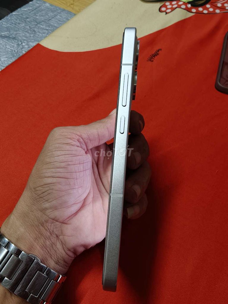 Oppo Reno 14 Bạc Đã sử dụng. Mua bán Điện thoại tại Thành phố Châu Đốc An Giang được đăng bởi paddy phong hình 1