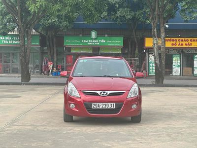 Hyundai !20. Mua bán Ô tô tại Quận Long Biên Hà Nội được đăng bởi Dương văn Thoại