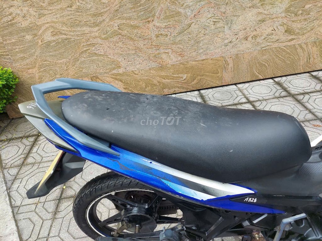 Bán xe Exciter Hàn Quốc mâu xanh chính chủ. Mua bán Xe máy tại Quận Hoàng Mai Hà Nội được đăng bởi Nguyễn Khánh Trực hình 5