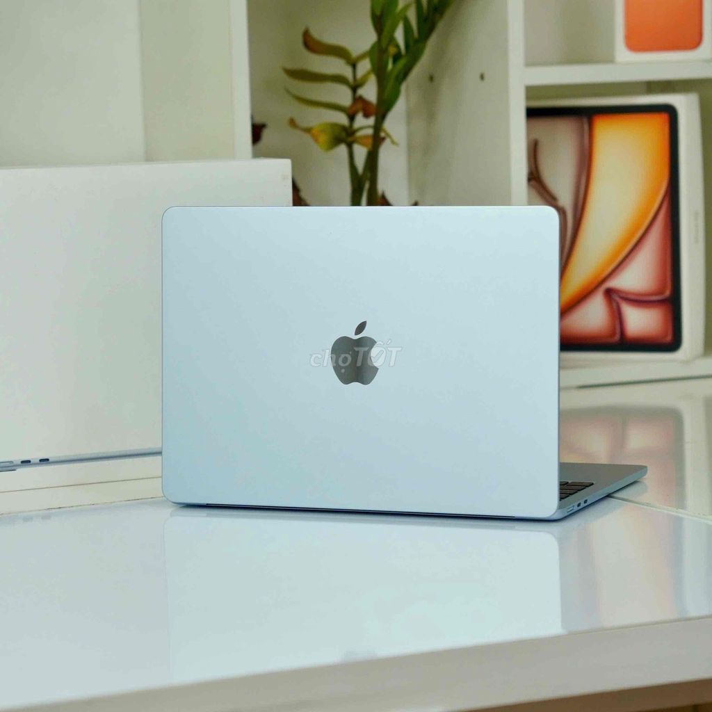 Macbook Air M4 13 inch 16GB/256GB Skyblue. Mua bán Laptop tại Quận Thanh Xuân Hà Nội được đăng bởi Nguyễn Văn Toàn hình 1